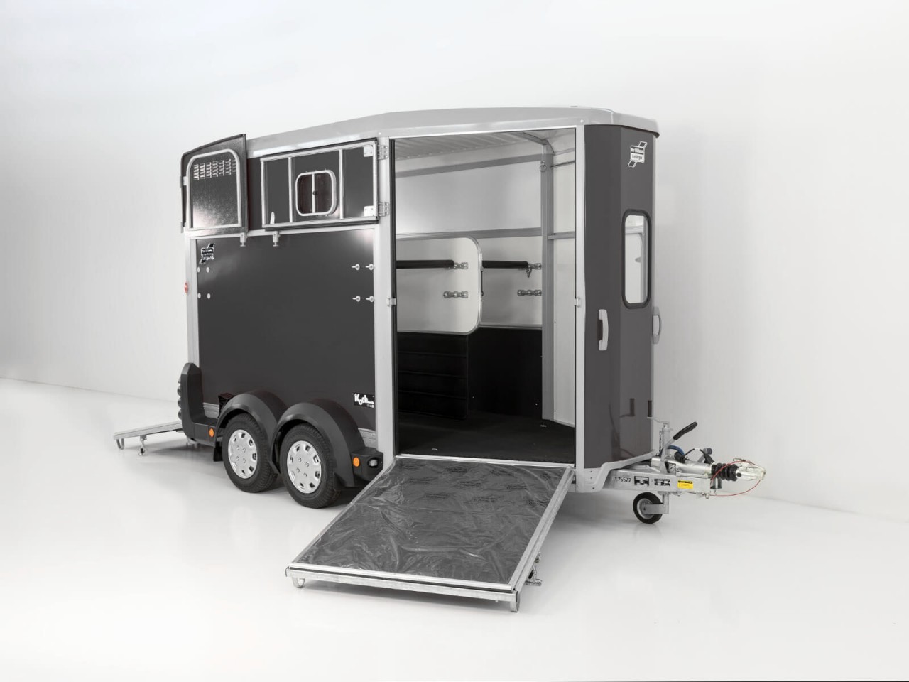 Ifor Williams Remolque para caballos HB511-antracita-Salida frontal-Nuevo - Imagen 15