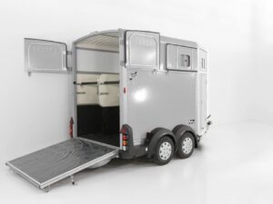 Ifor Williams Remolque para caballos HB511-Guadarnés-plata-Nuevo