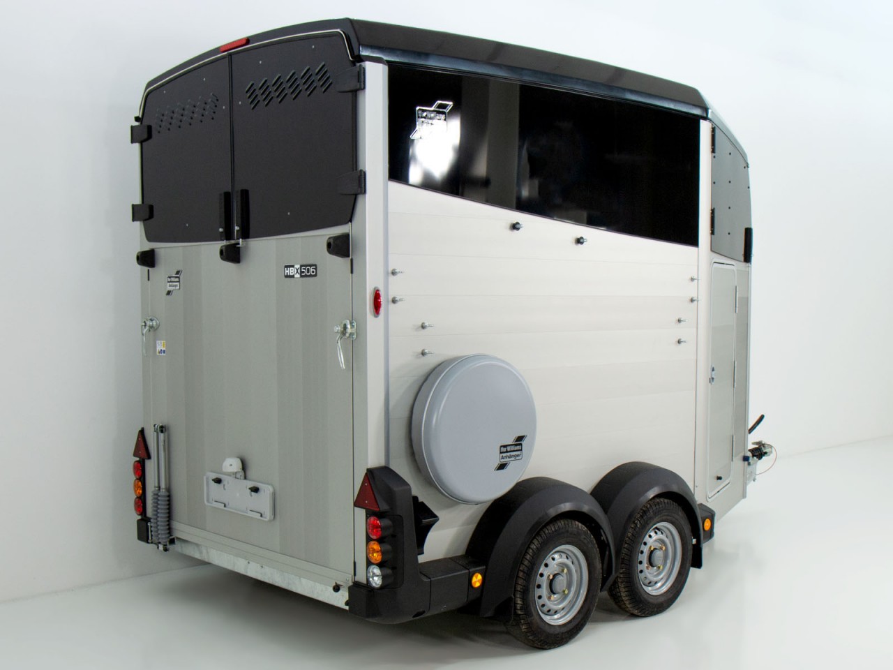 Ifor Williams Remolque para caballos HBX 506-Guadarnés-nuevo modelo-negro-Nuevo - Imagen 2