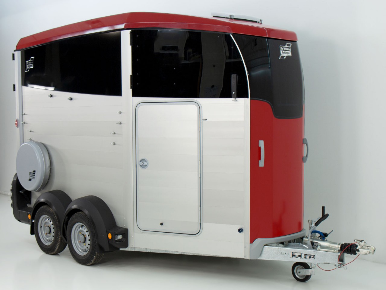 Ifor Williams Remolque para caballos HBX 511-Guadarnés-nuevo modelo-rojo-Nuevo