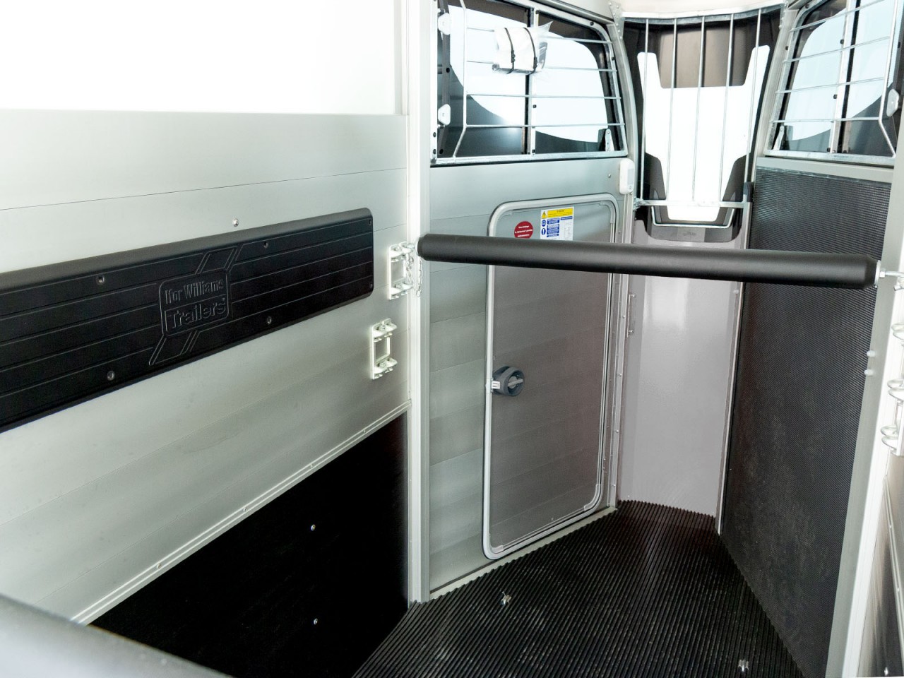 Ifor Williams Remolque para caballos HBX 403-Salida frontal-nuevo modelo-plata-Nuevo - Imagen 5