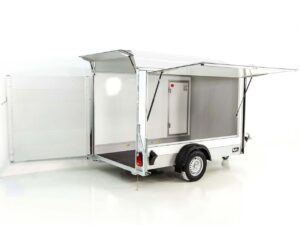 Debon Remolque cerrado C300 Sandwich 148x295cm H:190cm 1,3t, Alu, Polybug, Puerta, Trampilla, blanco-Nuevo