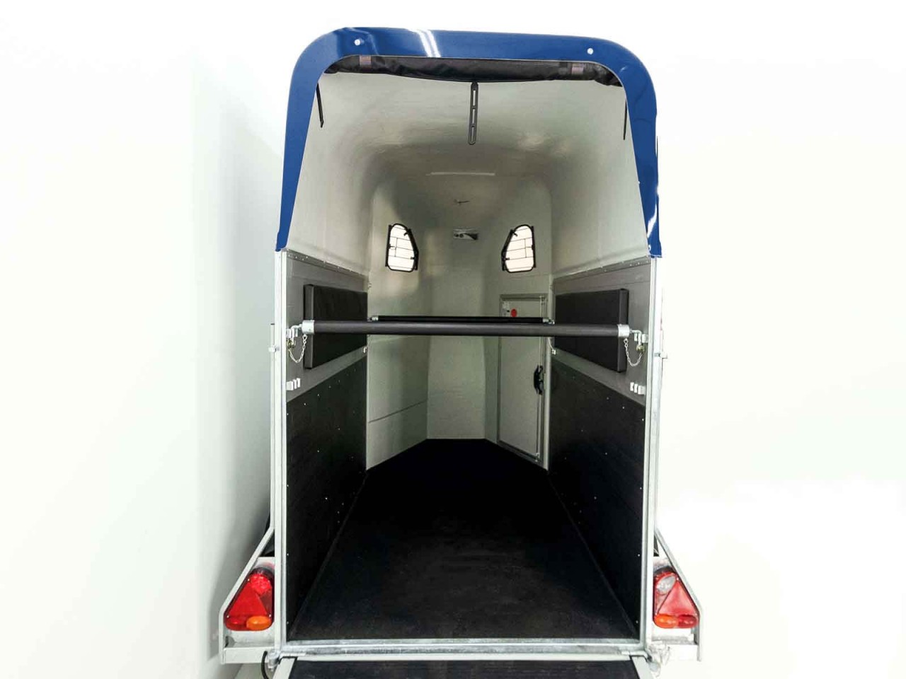 Cheval Liberte Remolque para caballos GOLD One 1,5er, Pullman-Tren de rodaje, azul-Nuevo - Imagen 4