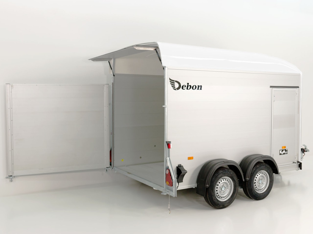 Debon Remolque cerrado C500 164x300cm H:200cm 2,6t, Alu, Polybug, Puerta, blanco-Nuevo