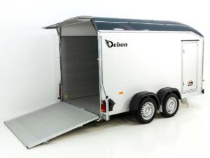 Debon Remolque cerrado Roadster C700 179×378 Altura:201cm 2,6t, Alu, Polybug, Puerta, gris-Nuevo