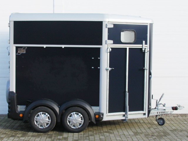 Ifor Williams Remolque para caballos HB506-Salida frontal-Combinación de portones-negro-Nuevo - Imagen 4