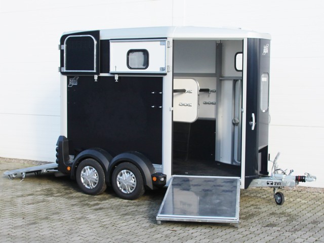 Ifor Williams Remolque para caballos HB506-Salida frontal-Combinación de portones-negro-Nuevo - Imagen 5
