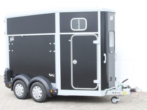Ifor Williams Remolque para caballos HB506-Guadarnés-negro-Nuevo
