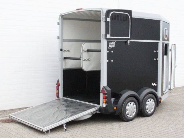 Ifor Williams Remolque para caballos HB506-Guadarnés-negro-Nuevo - Imagen 6