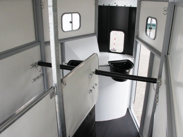 Ifor Williams Remolque para caballos HB506-Guadarnés-negro-Nuevo - Imagen 7